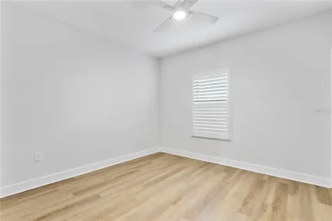 1903 W Bristol Avenue Tampa FL 33606