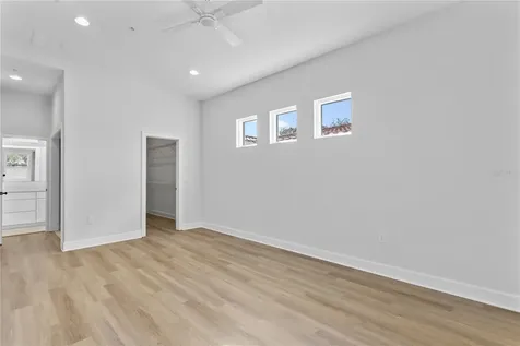 1903 W Bristol Avenue Tampa FL 33606