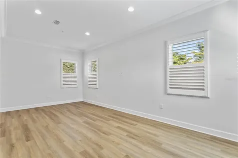1903 W Bristol Avenue Tampa FL 33606