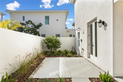 1903 W Bristol Avenue Tampa FL 33606
