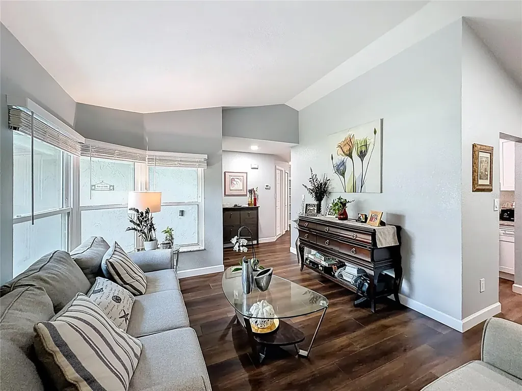 1092 W Riviera Boulevard Oviedo FL 32765