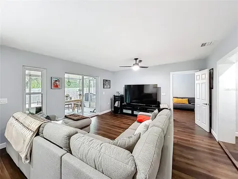 1092 W Riviera Boulevard Oviedo FL 32765