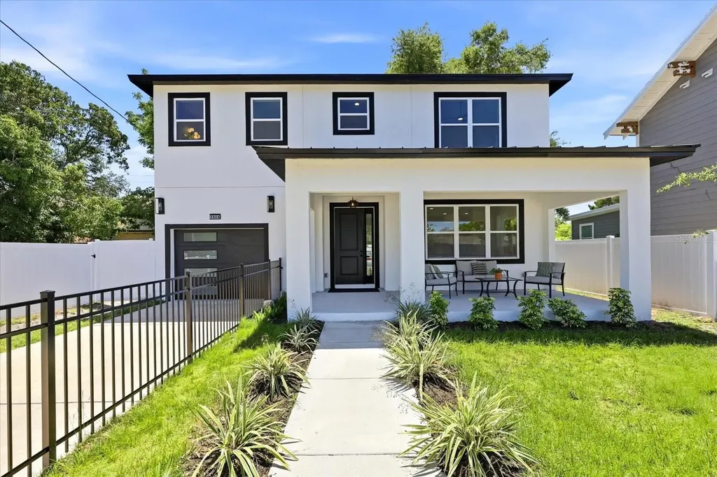 1044 12th Avenue S St Petersburg FL 33705