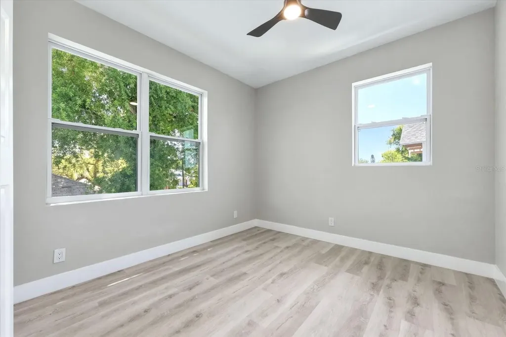 1044 12th Avenue S St Petersburg FL 33705
