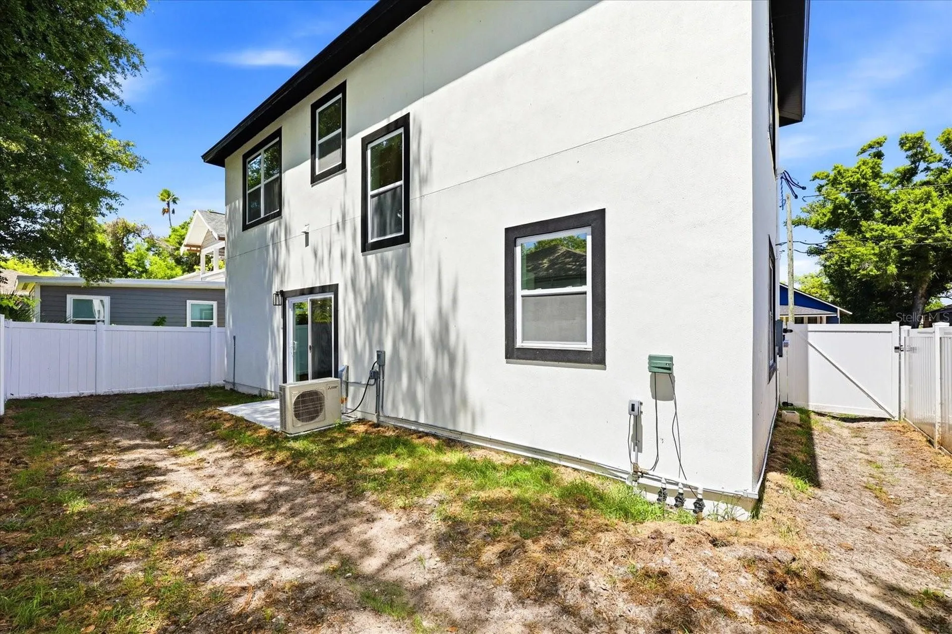 1044 12th Avenue S St Petersburg FL 33705