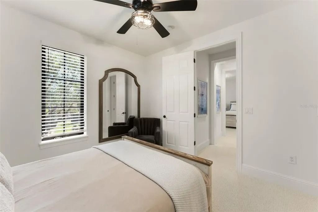 8675 Farthington Way Orlando FL 32827