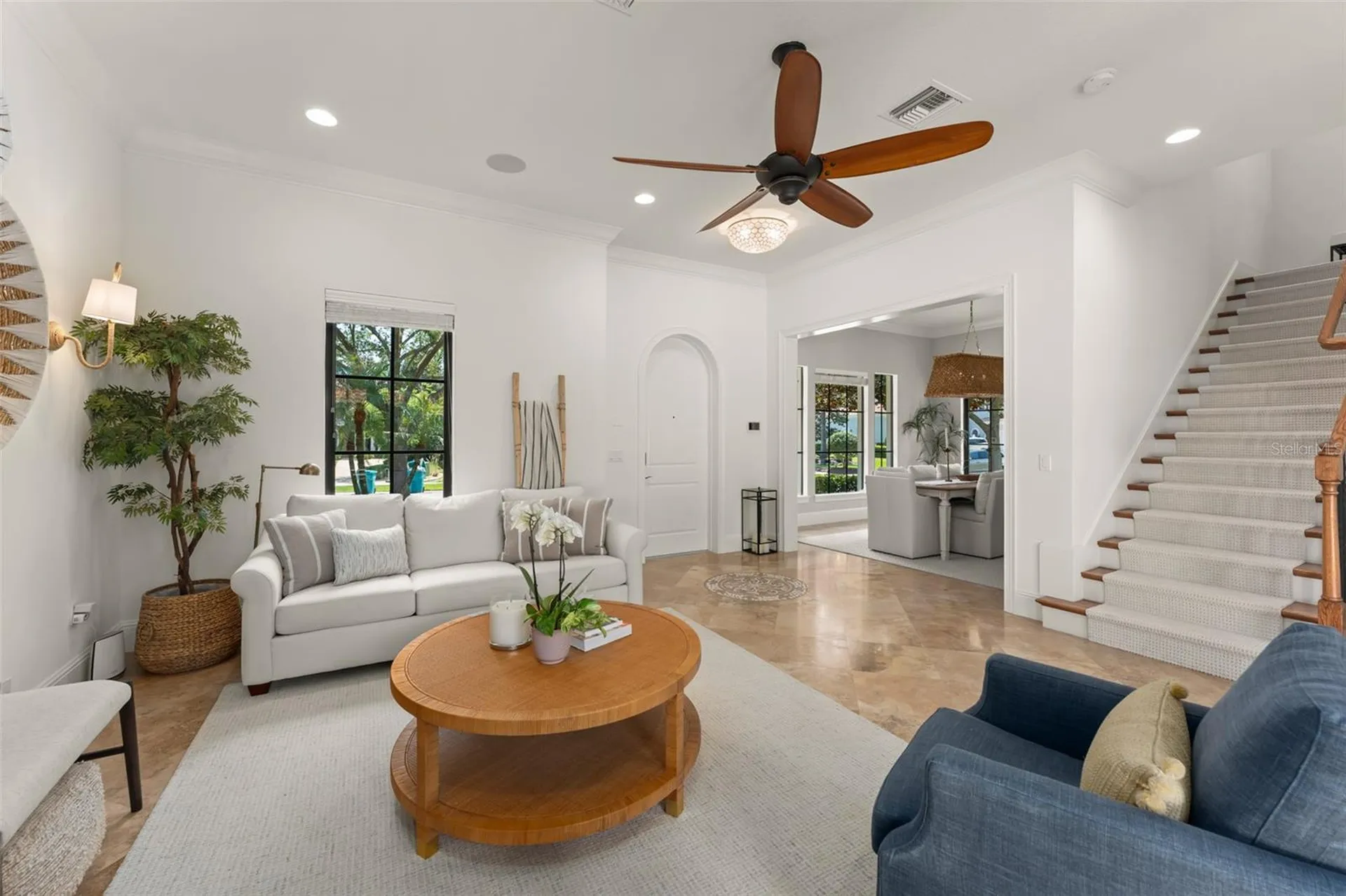 8675 Farthington Way Orlando FL 32827