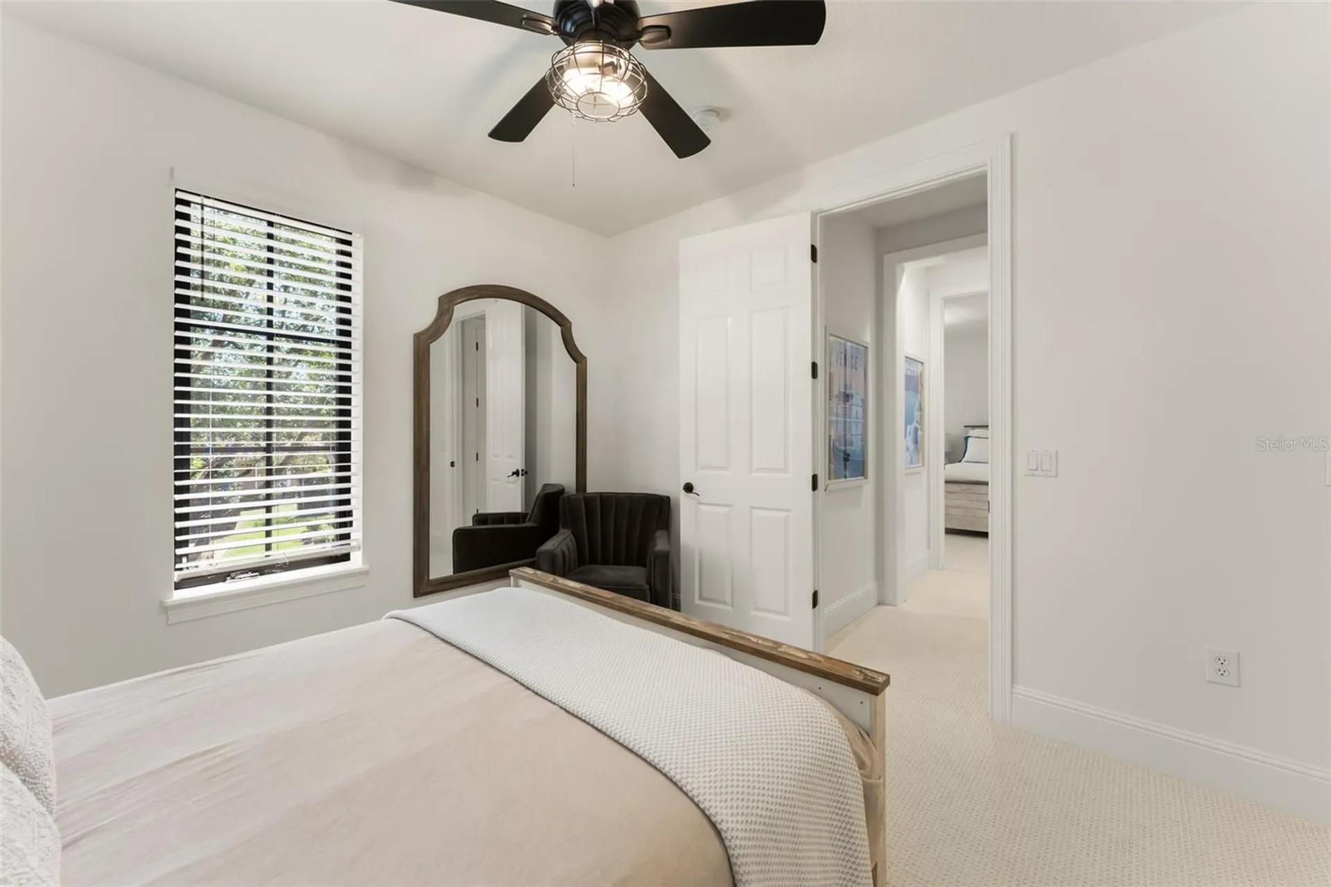 8675 Farthington Way Orlando FL 32827