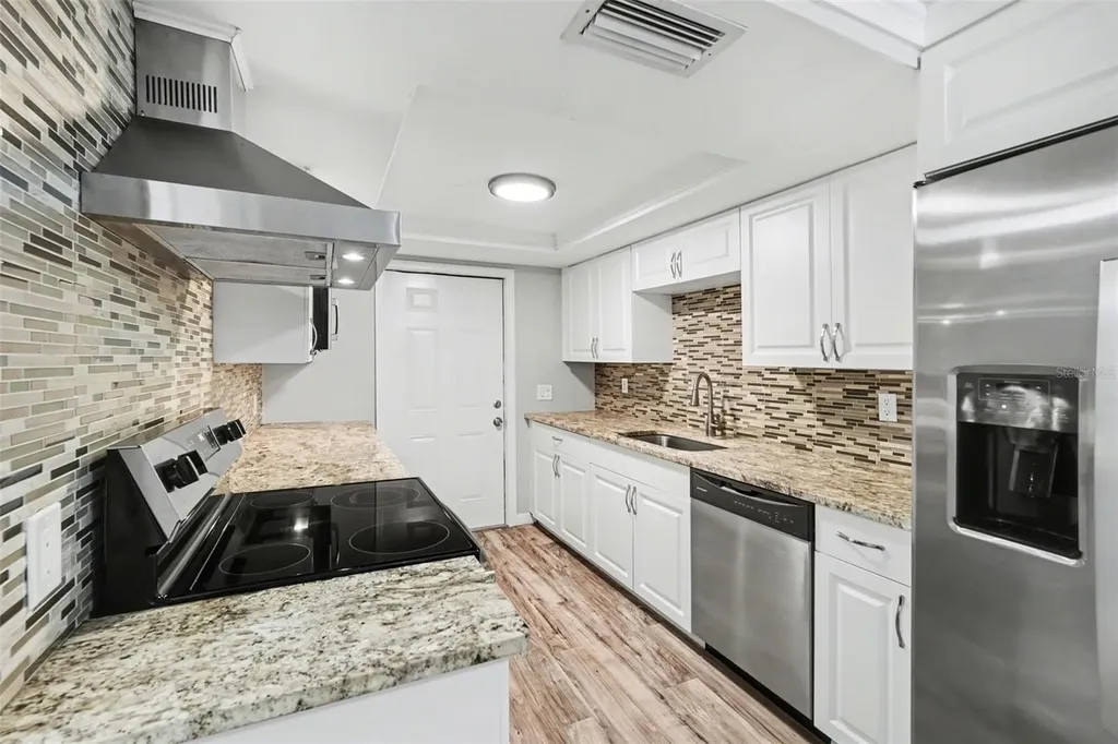 6337 Bonaire Avenue New Port Richey FL 34653