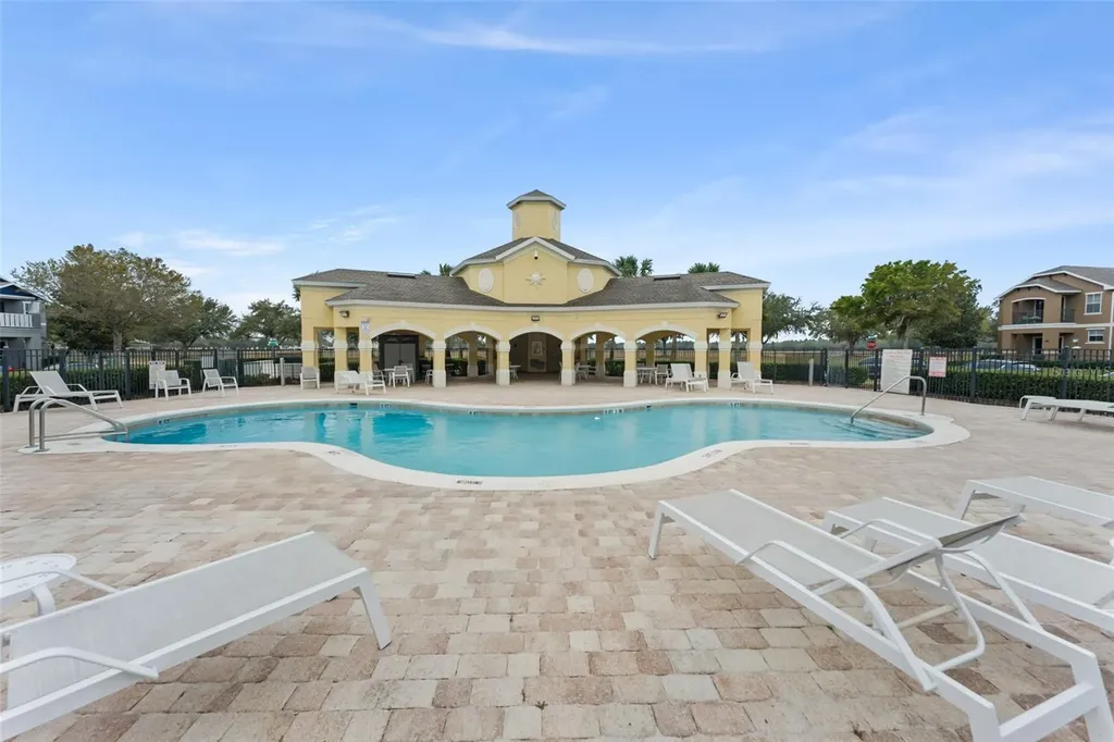 9044 Oak Moss Drive Orlando FL 32832