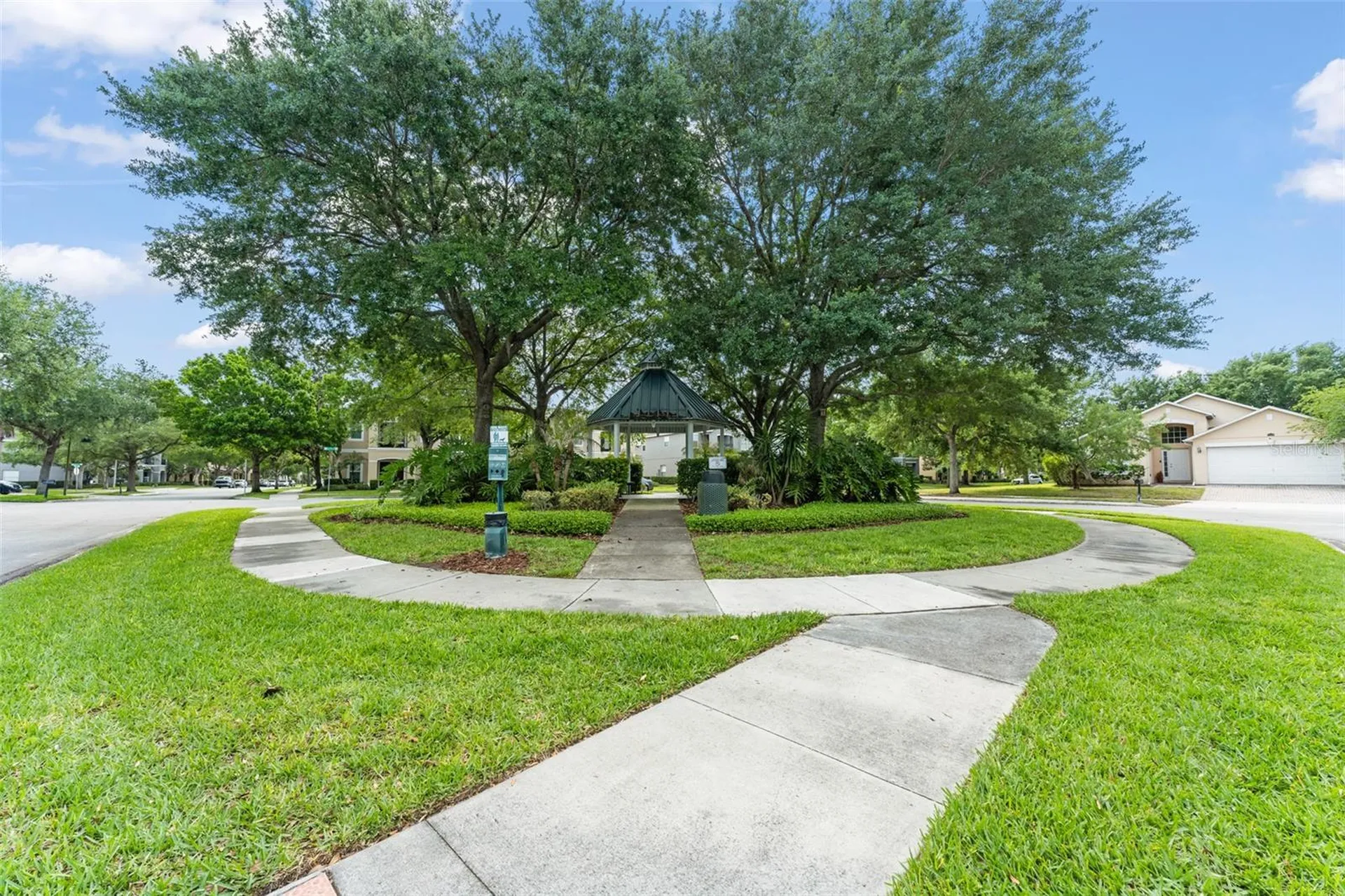 9044 Oak Moss Drive Orlando FL 32832