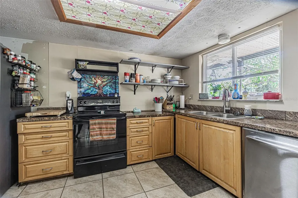 17851 Oxenham Avenue Spring Hill FL 34610