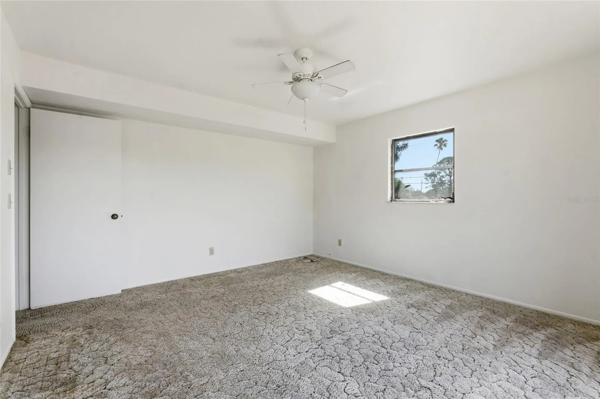 8221 Riverside Dr NE St Petersburg FL 33702