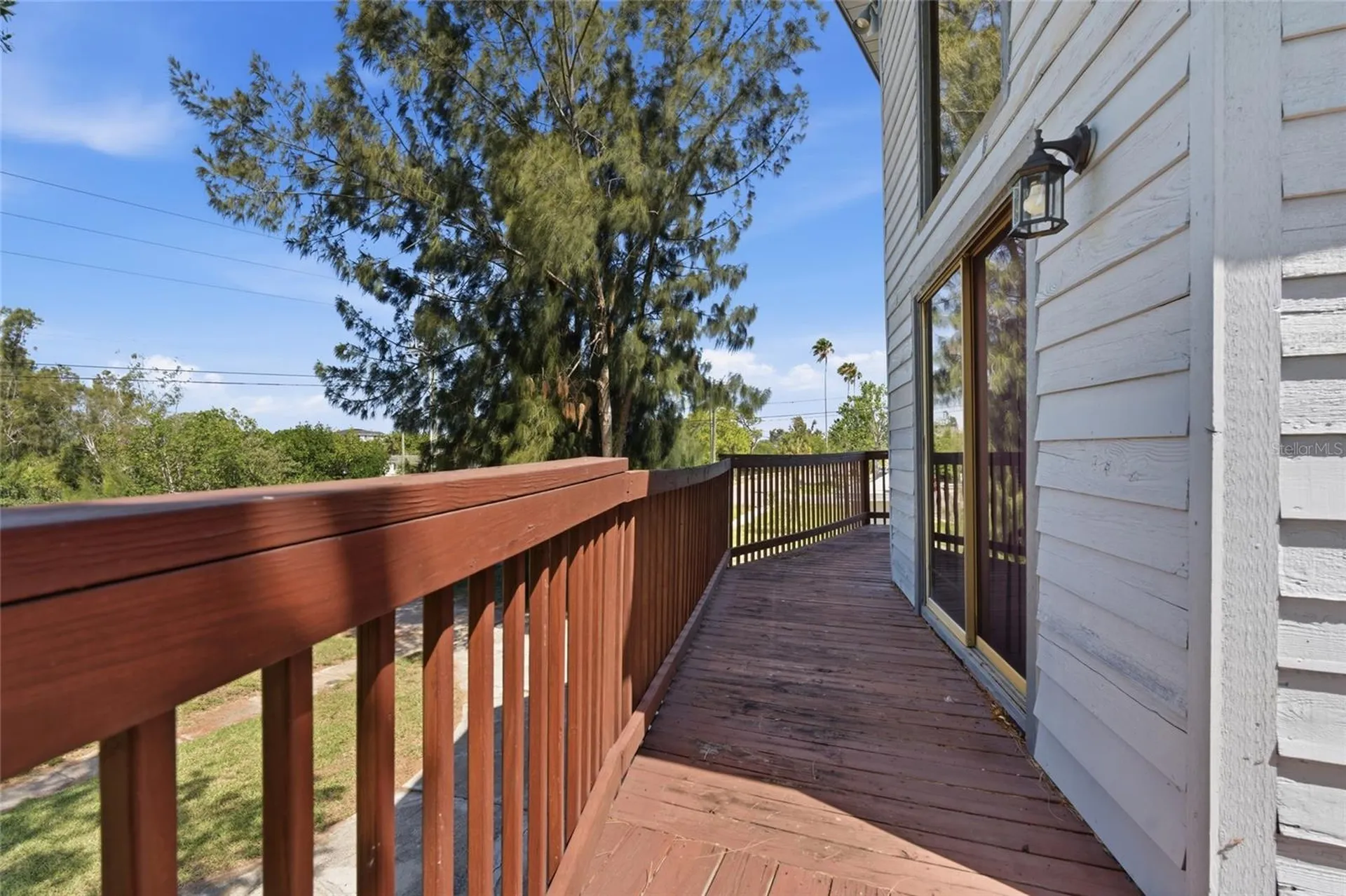 8221 Riverside Dr NE St Petersburg FL 33702