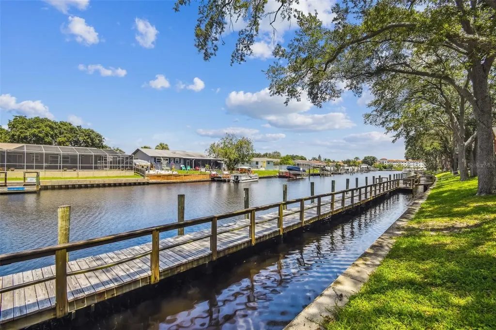 5558 Baywater Drive Tampa FL 33615