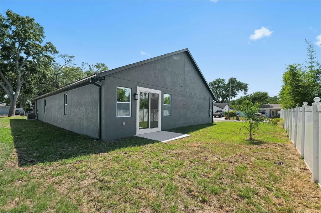 6401 Felice Avenue Tampa FL 33614