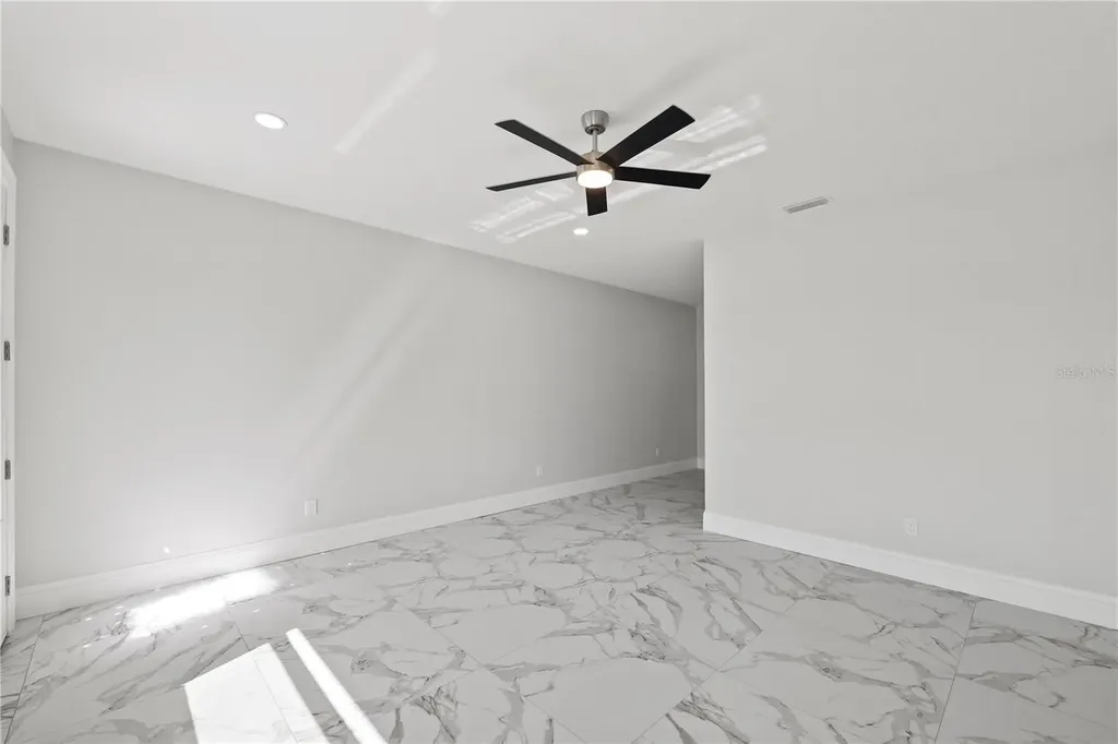 6401 Felice Avenue Tampa FL 33614