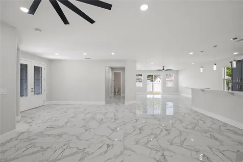 6401 Felice Avenue Tampa FL 33614