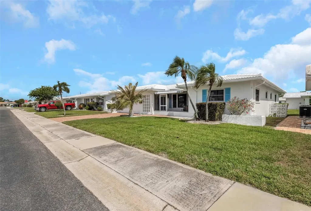 3627 100th Place N Pinellas Park FL 33782