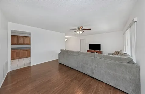 3627 100th Place N Pinellas Park FL 33782
