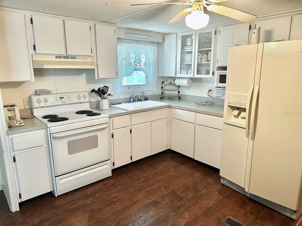 9790 66th Street N Pinellas Park FL 33782