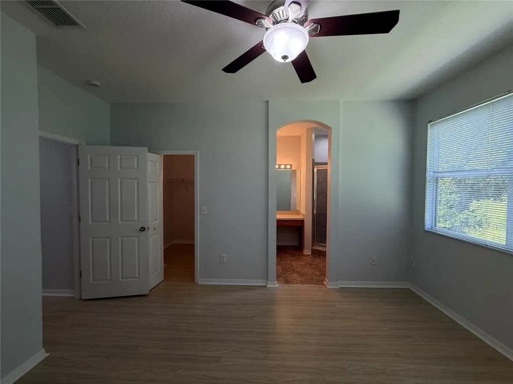 8118 Stone Path Way Tampa FL 33647