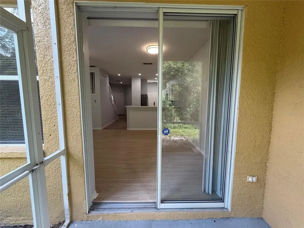 8118 Stone Path Way Tampa FL 33647