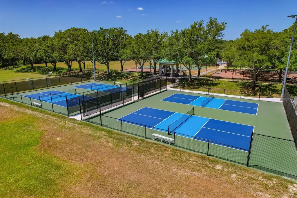 8118 Stone Path Way Tampa FL 33647
