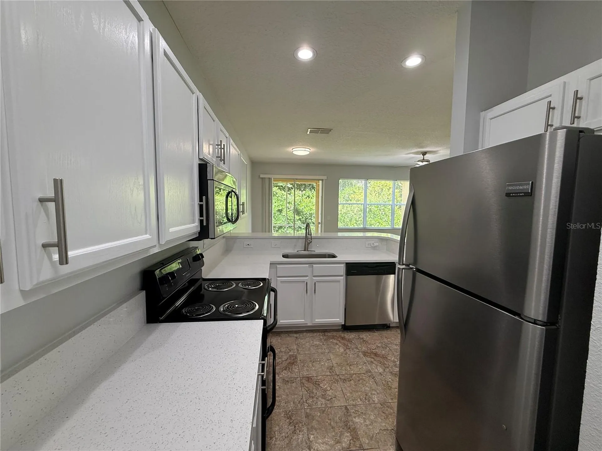 8118 Stone Path Way Tampa FL 33647