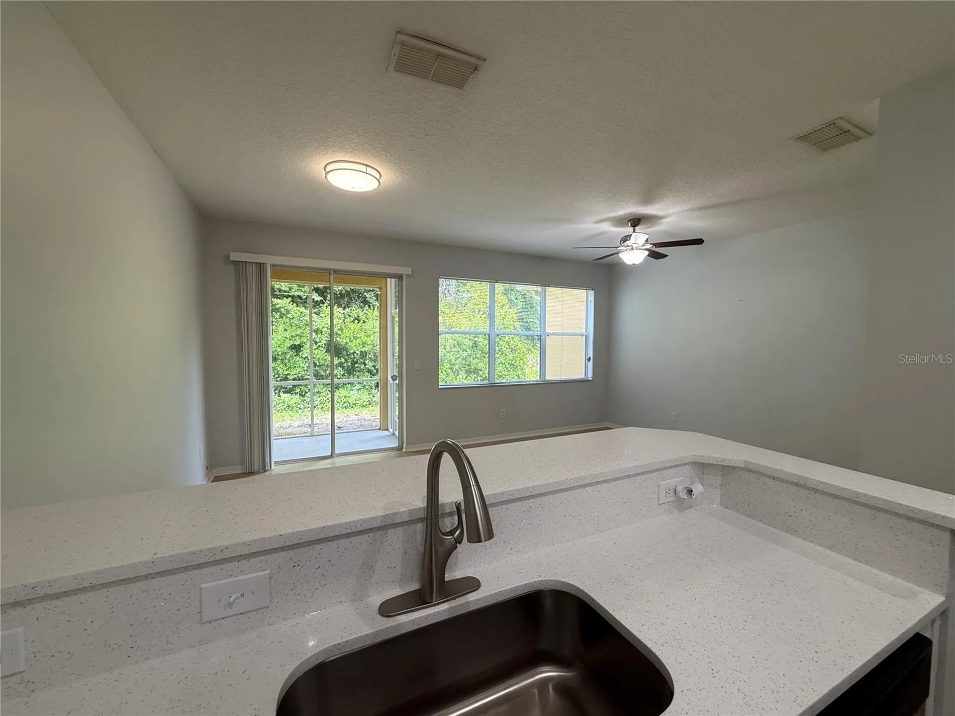 8118 Stone Path Way Tampa FL 33647