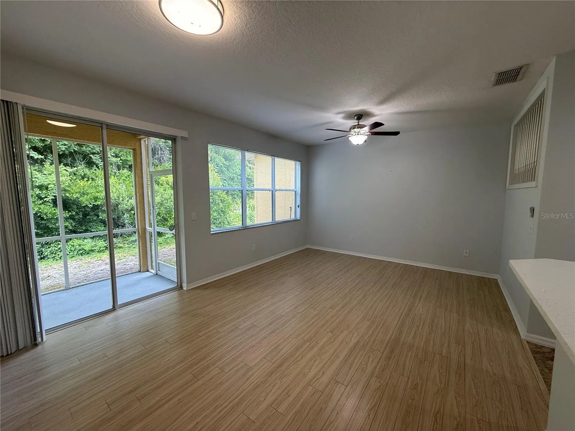 8118 Stone Path Way Tampa FL 33647