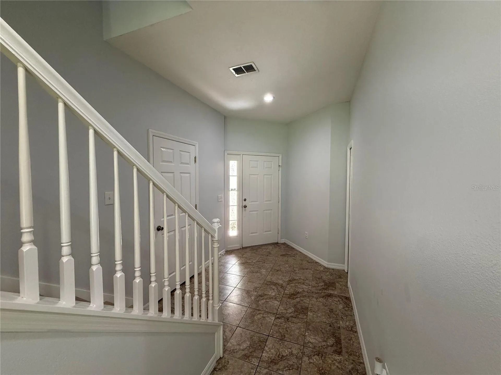 8118 Stone Path Way Tampa FL 33647