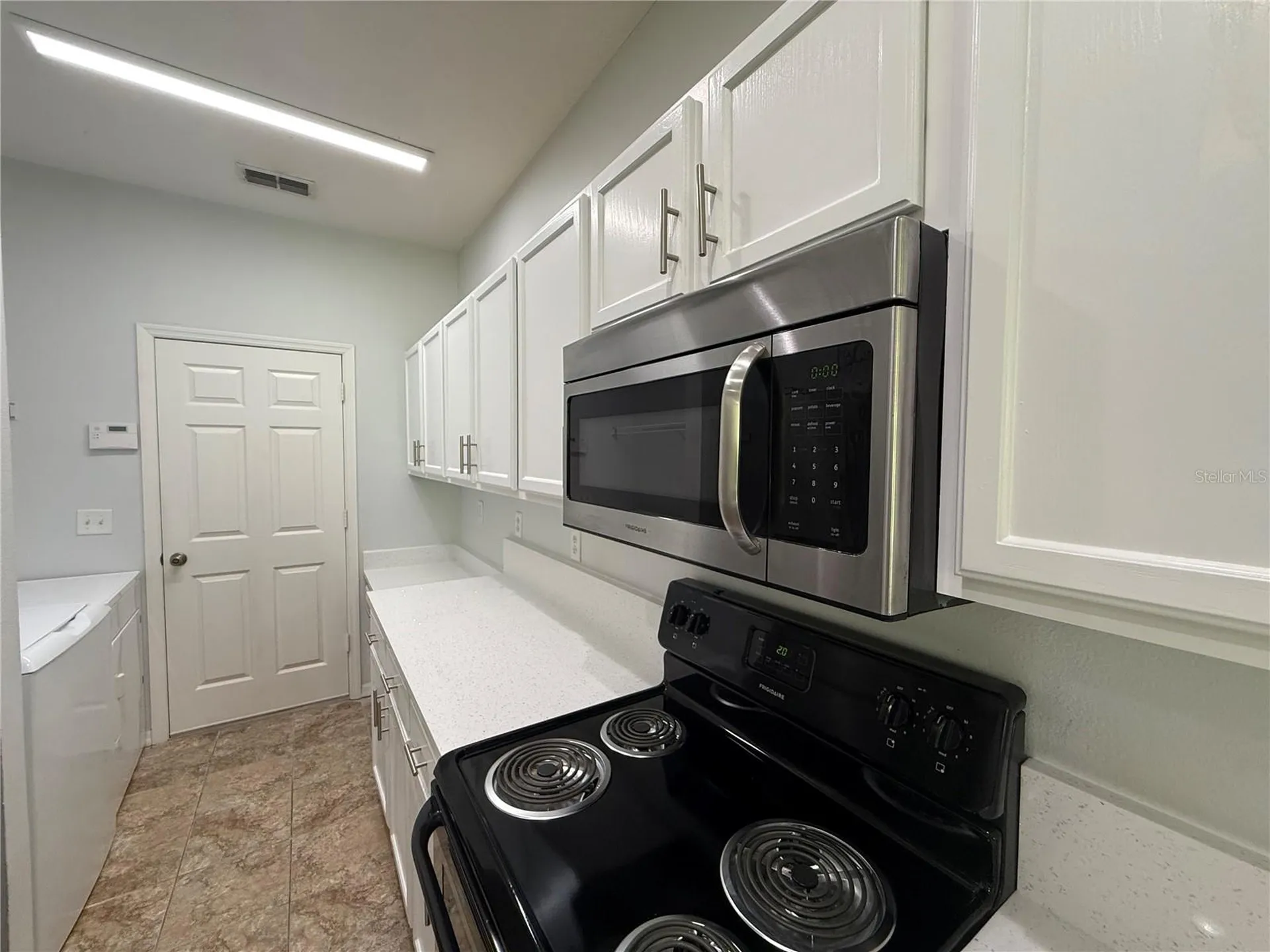 8118 Stone Path Way Tampa FL 33647