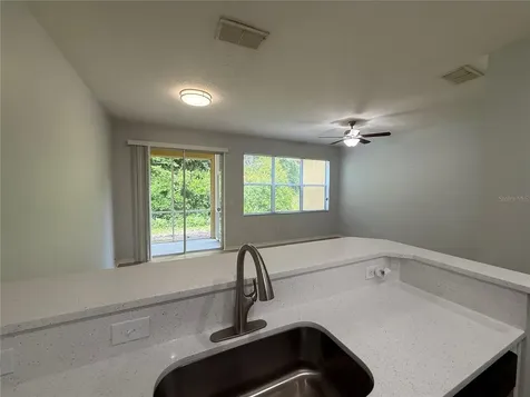 8118 Stone Path Way Tampa FL 33647