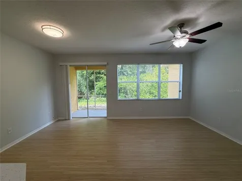8118 Stone Path Way Tampa FL 33647