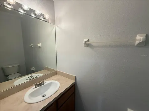 8118 Stone Path Way Tampa FL 33647