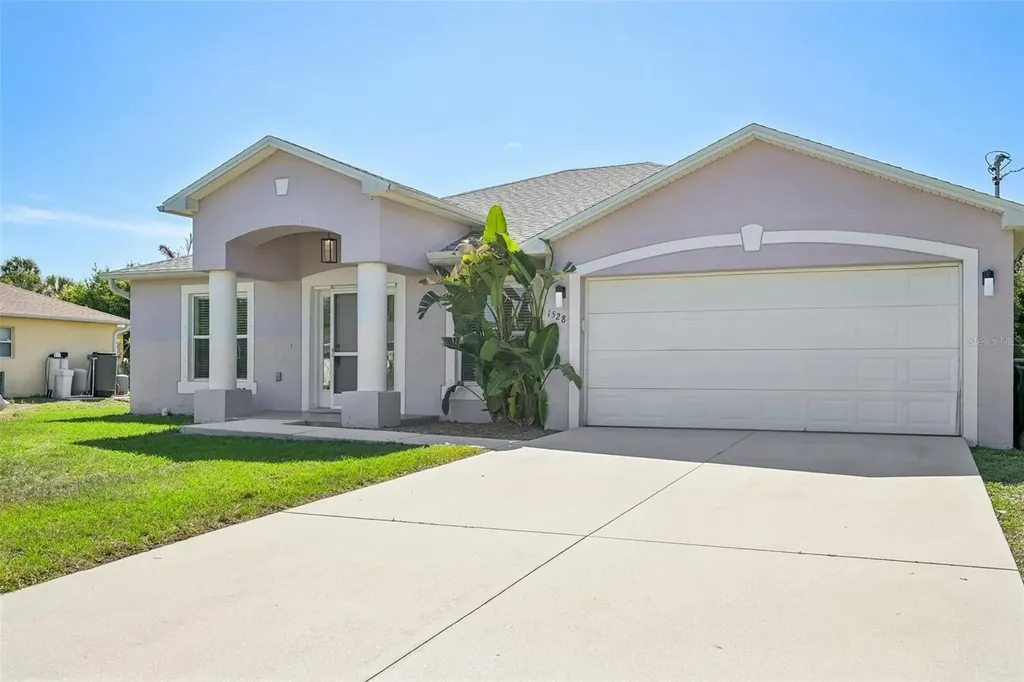 1528 Koltenborn Road North Port FL 34288