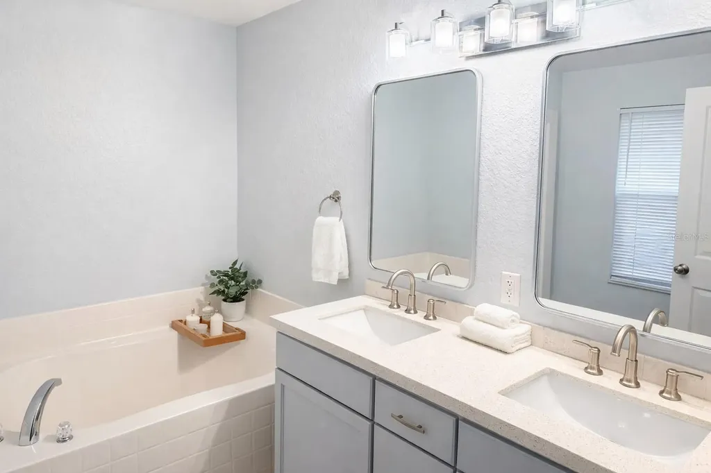 1528 Koltenborn Road North Port FL 34288