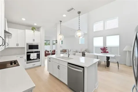 28905 Orange Berry Drive Wesley Chapel FL 33543