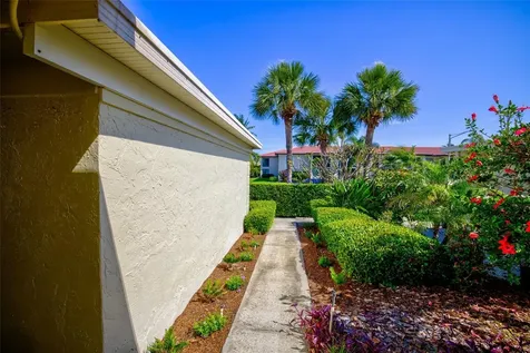 10134 Regal Drive Largo FL 33774