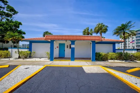 10134 Regal Drive Largo FL 33774