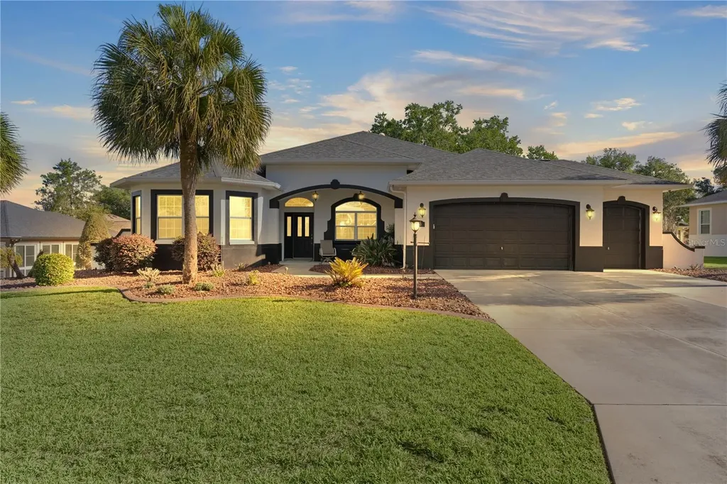 8715 SE 176th Lowndes Place The Villages FL 32162