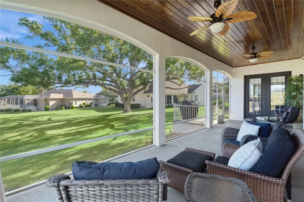 8715 SE 176th Lowndes Place The Villages FL 32162