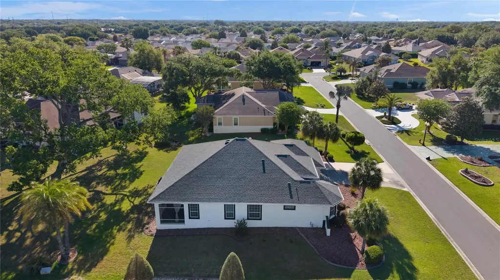 8715 SE 176th Lowndes Place The Villages FL 32162