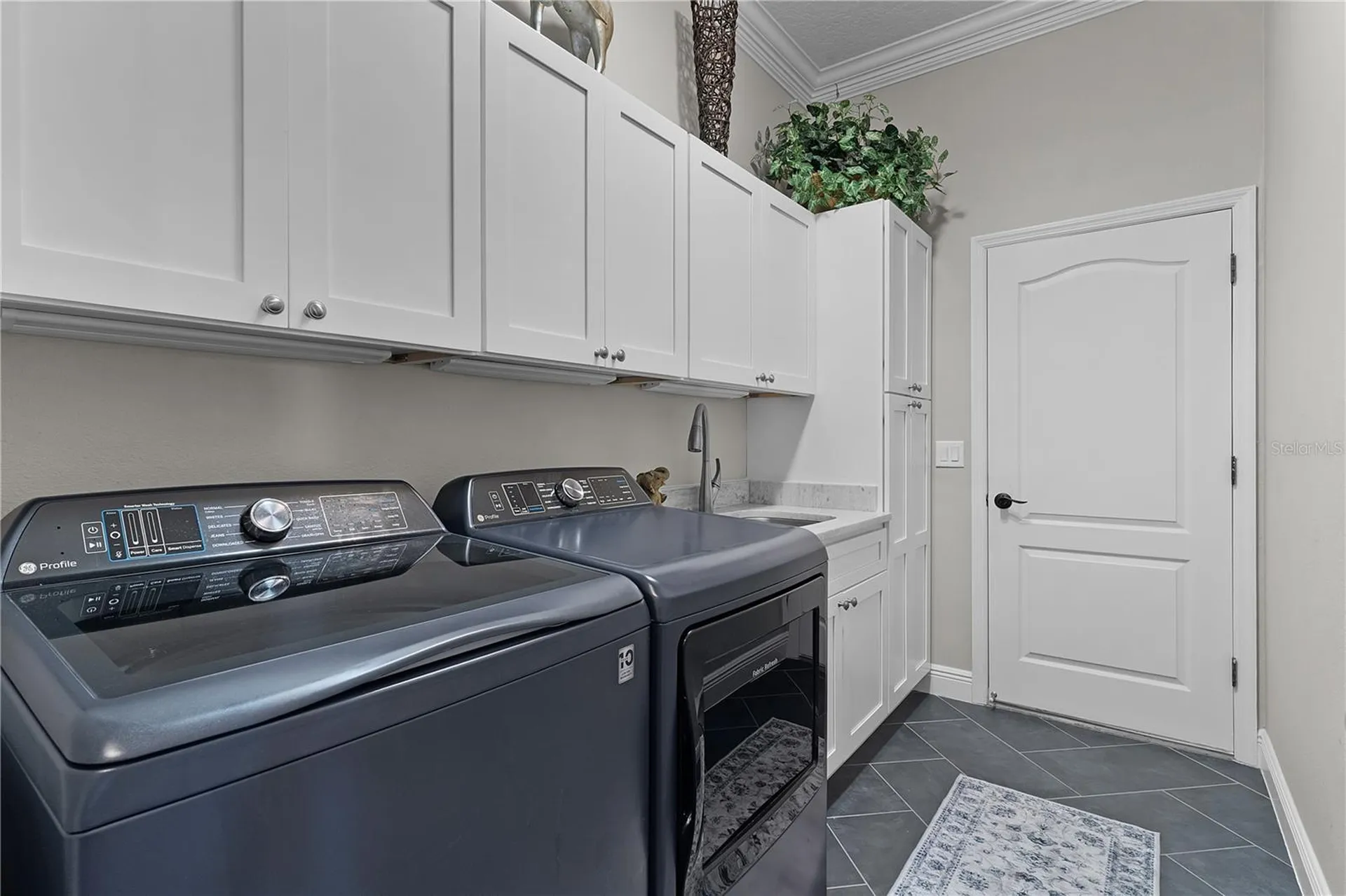 8715 SE 176th Lowndes Place The Villages FL 32162