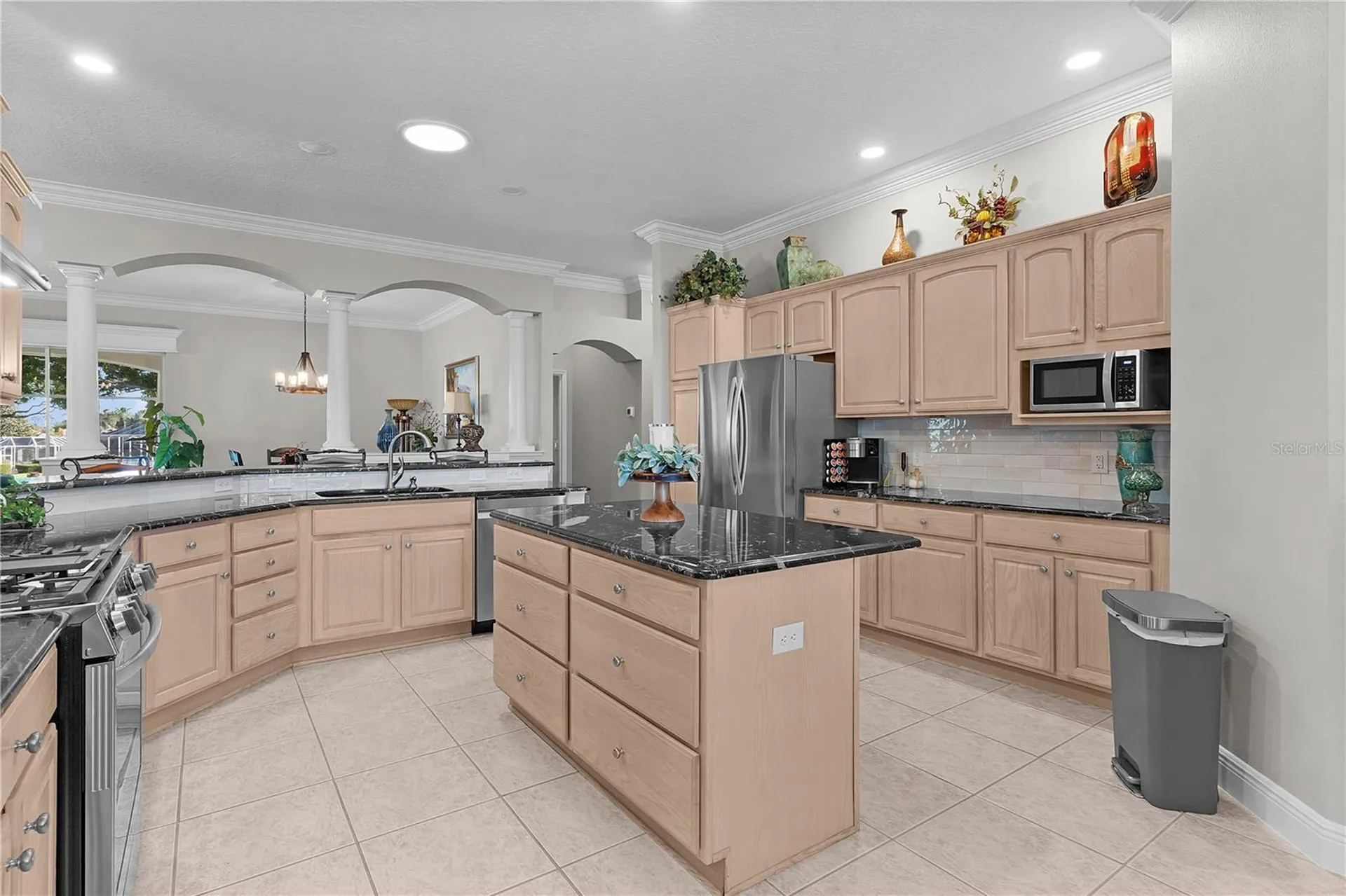 8715 SE 176th Lowndes Place The Villages FL 32162