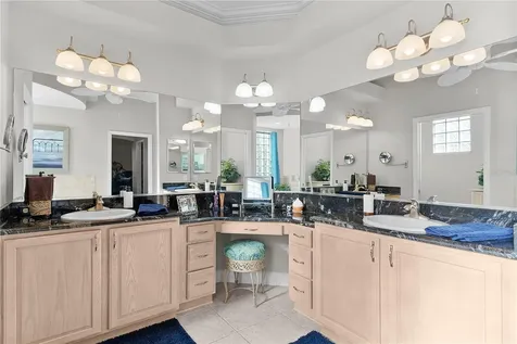 8715 SE 176th Lowndes Place The Villages FL 32162
