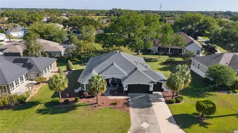 8715 SE 176th Lowndes Place The Villages FL 32162