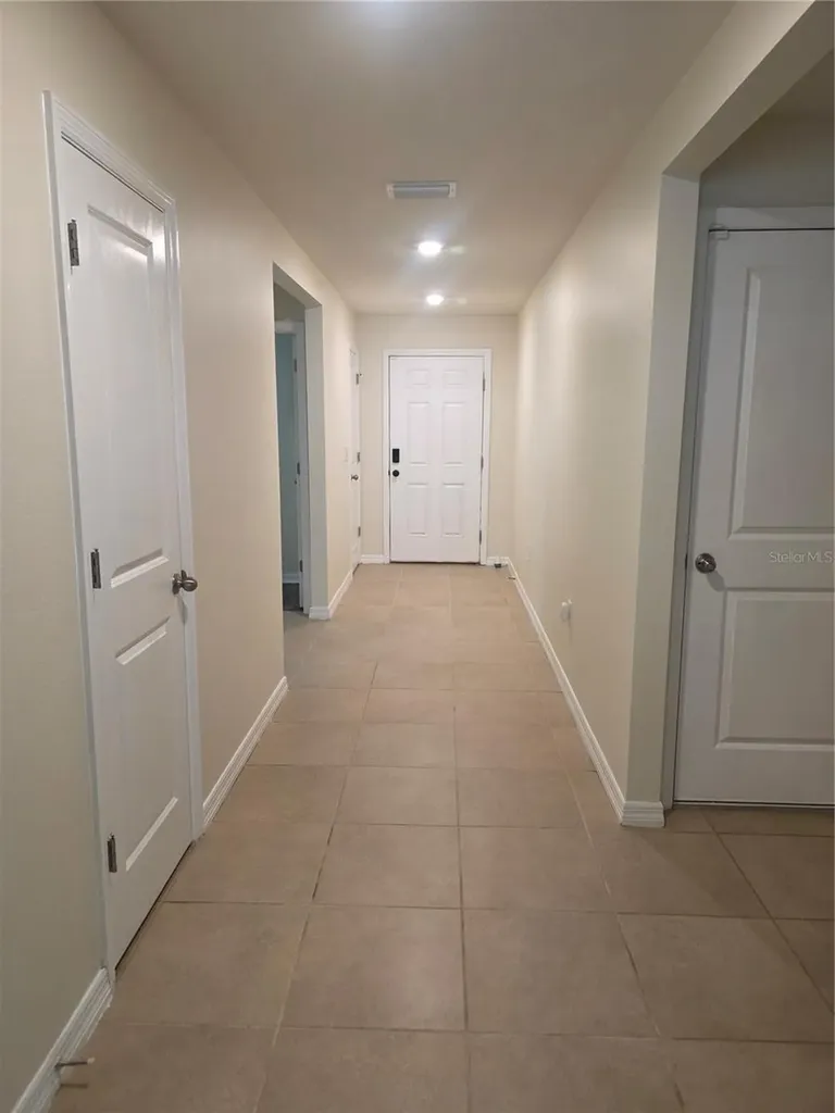 8687 SW 49 Ocala FL 34476