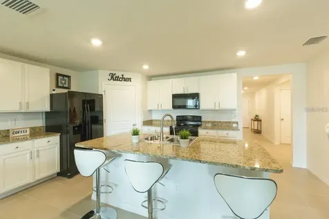 8687 SW 49 Ocala FL 34476